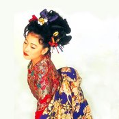 Akina Nakamori - List pictures