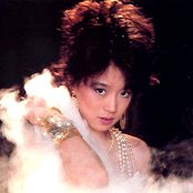 Akina Nakamori - List pictures