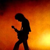 Brian May - List pictures