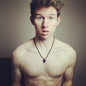 Ricky Dillon - List pictures