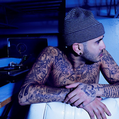 Danny Fernandes - List pictures