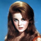 Ann-margret - List pictures