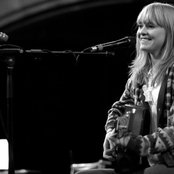 Lucy Rose - List pictures