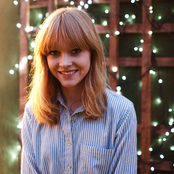 Lucy Rose - List pictures