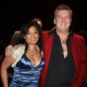 Jimmy Barnes - List pictures