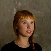 Holly Herndon - List pictures