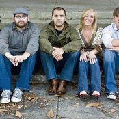 Drew Holcomb And The Neighbors - List pictures