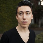 Noah Gundersen - List pictures