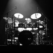 Gavin Harrison - List pictures