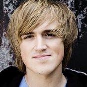 Tom Fletcher - List pictures