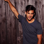 Dez Duron - List pictures