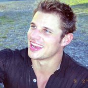 Nick Lachey - List pictures