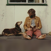 Angus Stone - List pictures