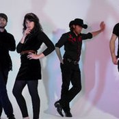 Howling Bells - List pictures