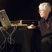 Pauline Oliveros - List pictures