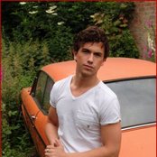 Richard Fleeshman - List pictures