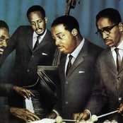 The Modern Jazz Quartet - List pictures