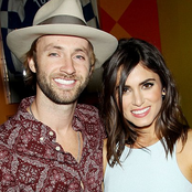 Nikki Reed & Paul Mcdonald - List pictures