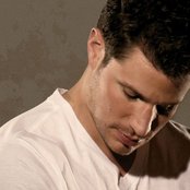 Nick Lachey - List pictures