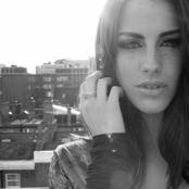 Jessica Lowndes - List pictures