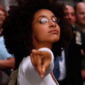 Esperanza Spalding - List pictures