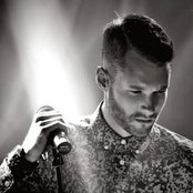 Calum Scott - List pictures