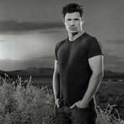 Nick Lachey - List pictures