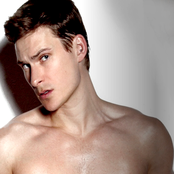 Lee Ryan - List pictures