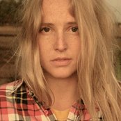 Lissie - List pictures