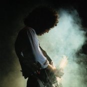 Brian May - List pictures