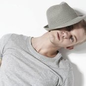 Ed Drewett - List pictures