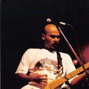 Netral - List pictures