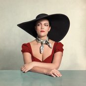 Caro Emerald - List pictures