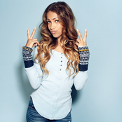 Skylar Stecker - List pictures