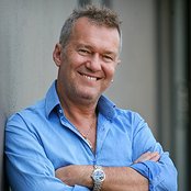 Jimmy Barnes - List pictures