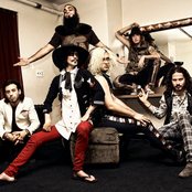 Foxy Shazam - List pictures