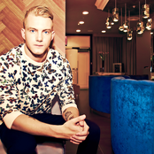 Ed Drewett - List pictures