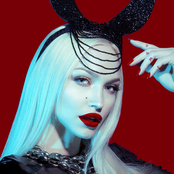 Ivy Levan - List pictures