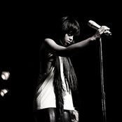 Fefe Dobson - List pictures