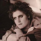 Alison Moyet - List pictures