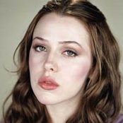 Majandra Delfino - List pictures