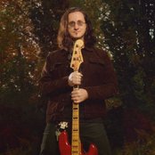 Geddy Lee - List pictures