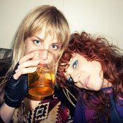 Deap Vally - List pictures