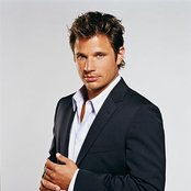 Nick Lachey - List pictures