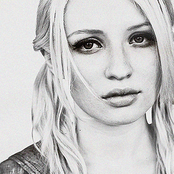 Emily Browning - List pictures