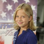 Jackie Evancho - List pictures