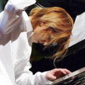 Yoshiki - List pictures