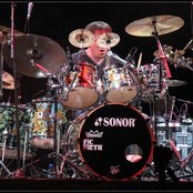 Gavin Harrison - List pictures