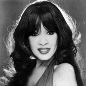 Ronnie Spector - List pictures