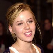 Majandra Delfino - List pictures